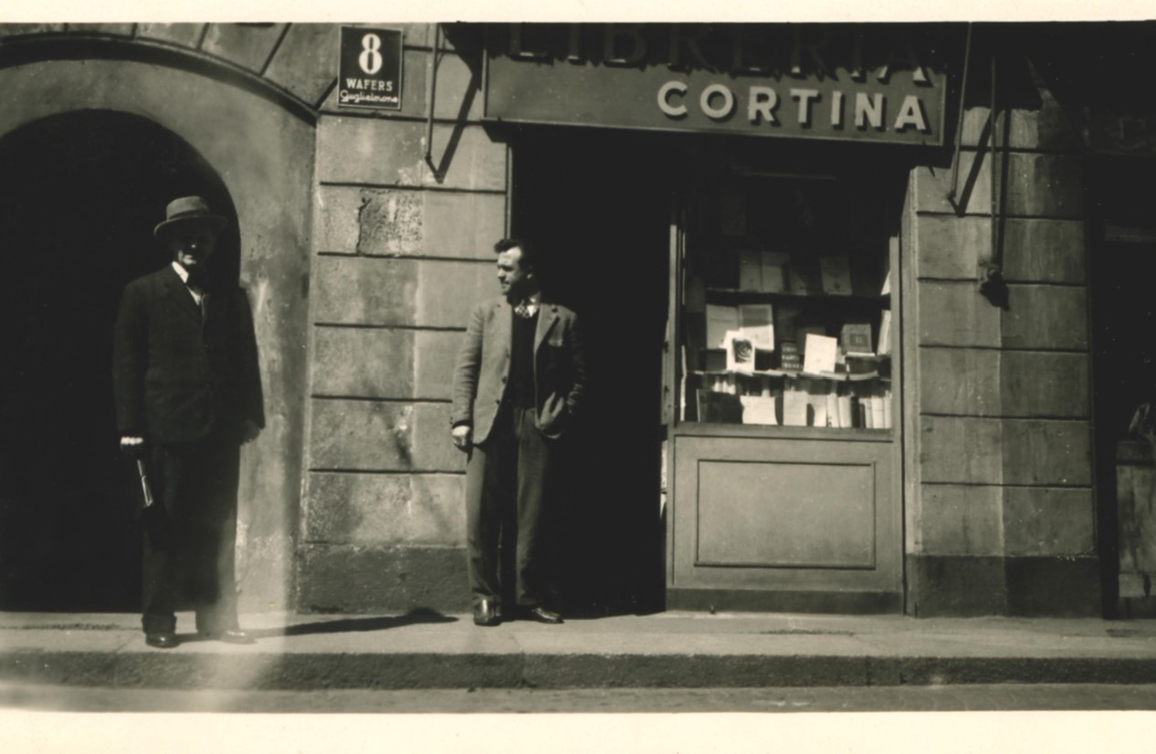 La storica libreria Cortina di Milano (foto Raffaella Cortina)