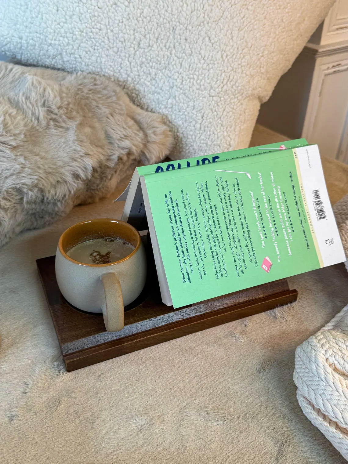 sostegno per i libri, un'idea di arredamento da regalare a lettrici e lettori