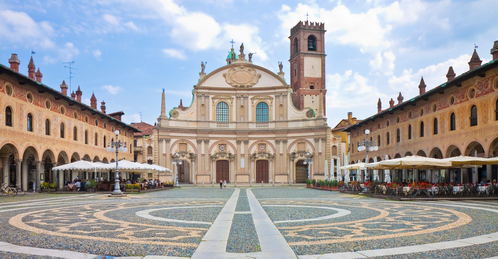 Piazza Ducale a Vigevano