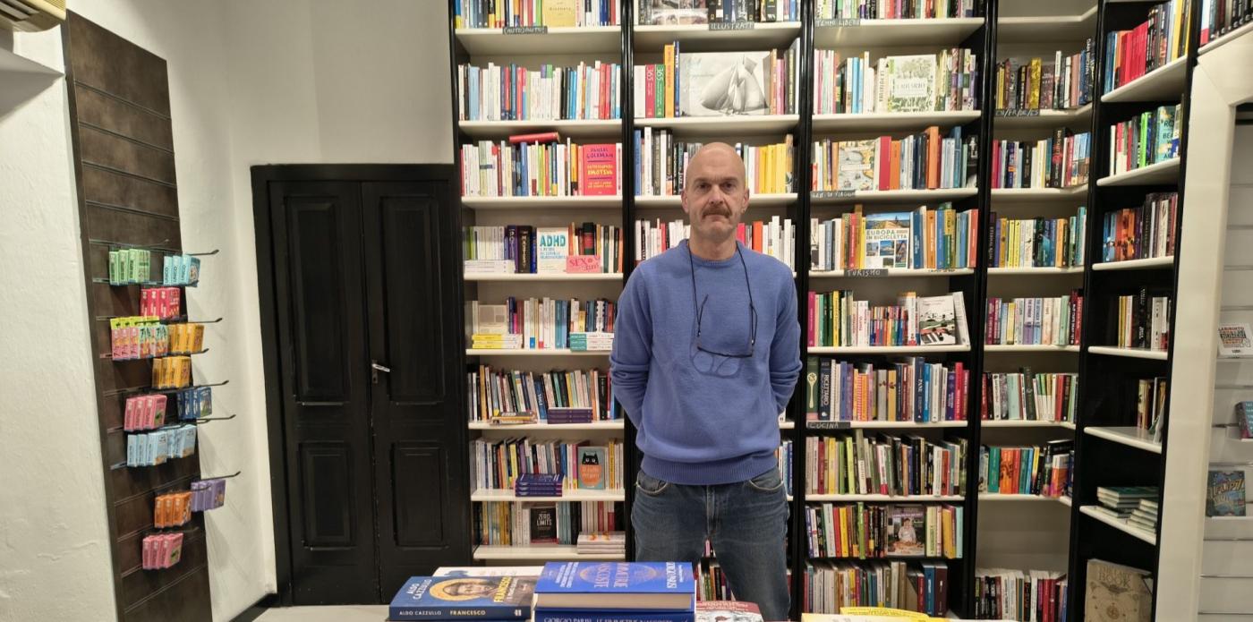 foto di Claudio Bagnasco, libreria Tortolì