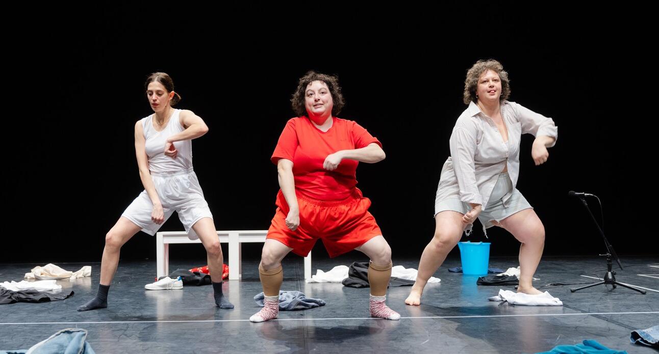 Resteremo per sempre qui buone ad aspettarti nella foto di Luigi De Palma