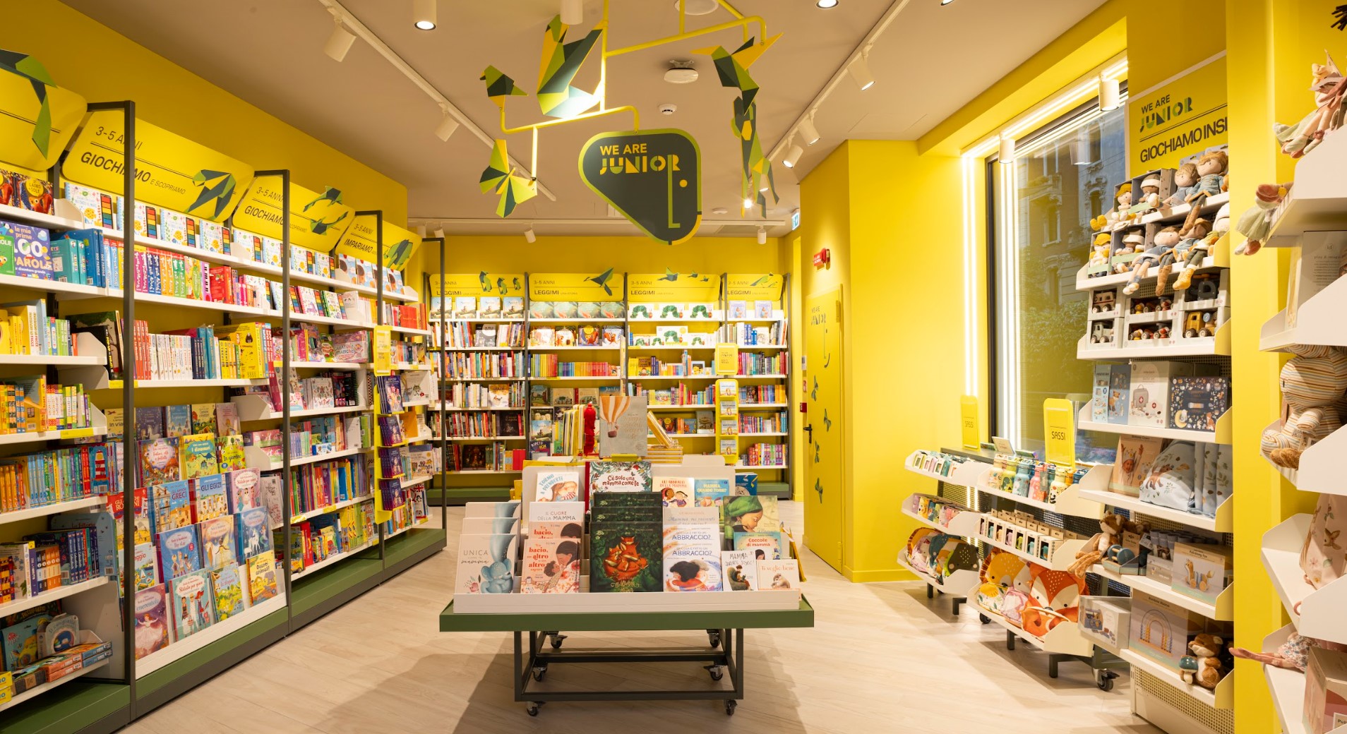 libreria mondadori corso buenos aires milano.jpg