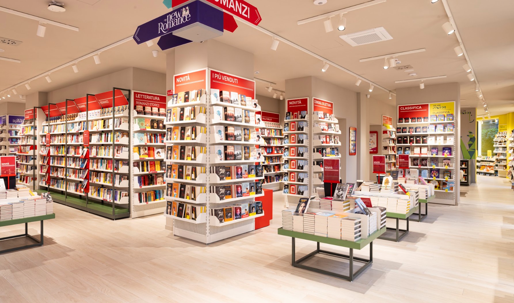 Una nuova libreria Mondadori a Milano, in Corso Buenos Aires. E ora a Segrate guardano all'estero...