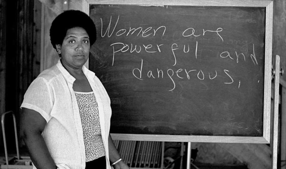 "I diari del cancro" di Audre Lorde, tra sorellanza, amicizia ed erotismo