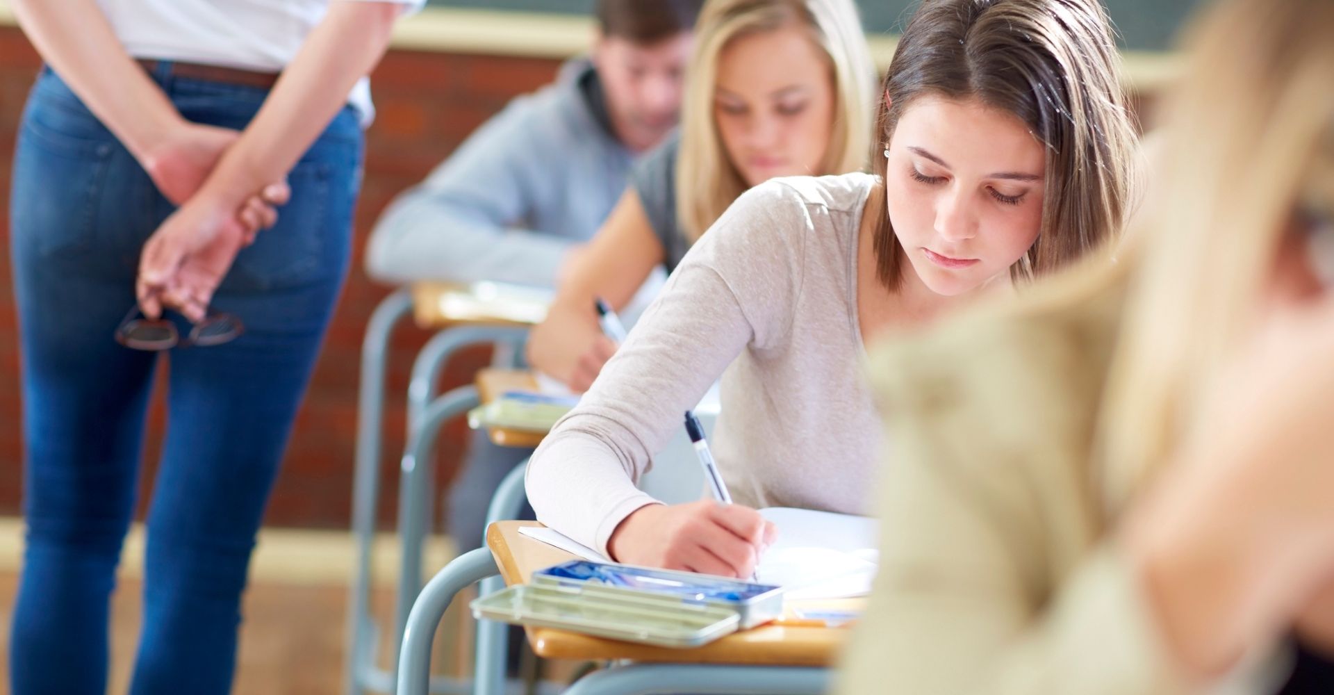 Tracce della prima prova della Maturità 2026: gli autori e le autrici da ripassare