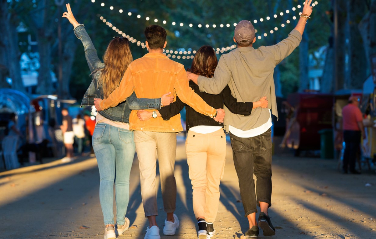 In Svezia una festa fragorosa per festeggiare non solo la Maturità, ma il momento in cui si prende il largo