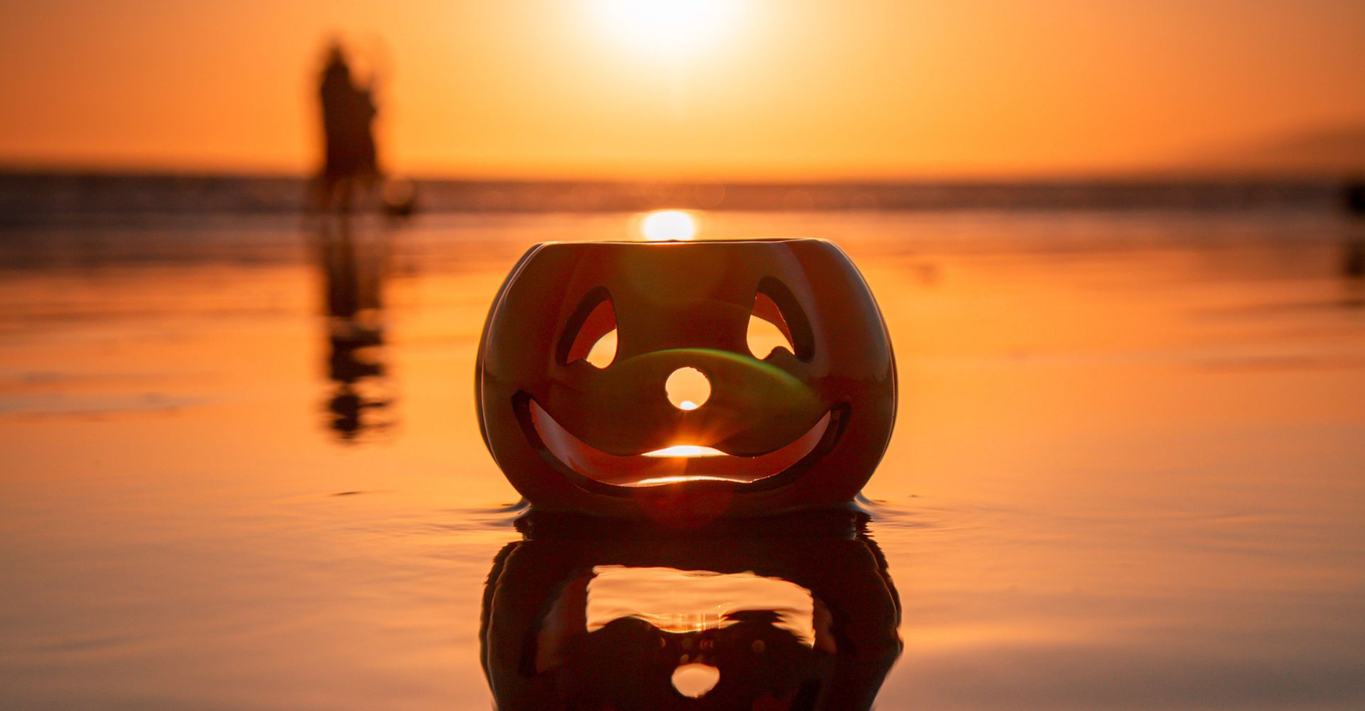 Zucche d’anguria e brividi d'estate: cos’è Summerween (e cosa dovresti leggere per festeggiarlo)