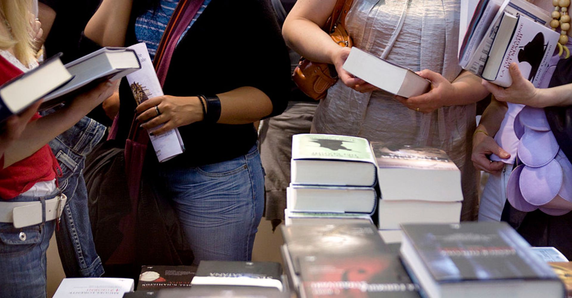 Editoria francese: dopo le polemiche con Vincent Bolloré, nasce la Oliver Nora Éditions