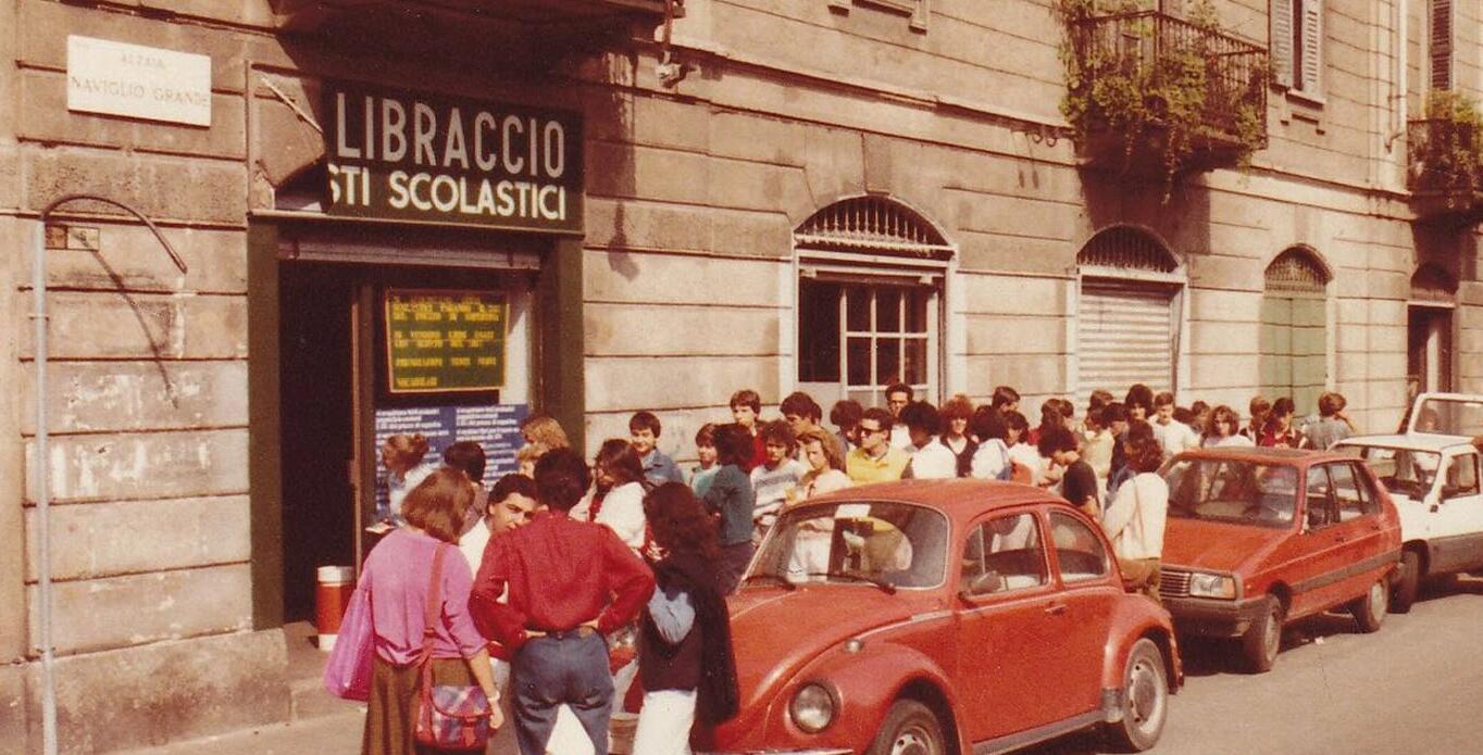 Milano: il Libraccio sui Navigli “adotta” Adelphi per 2 mesi