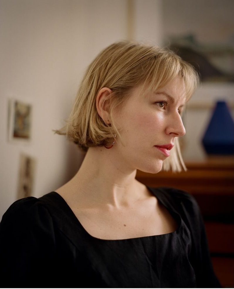 La scrittrice gallese Sophie Mackintosh