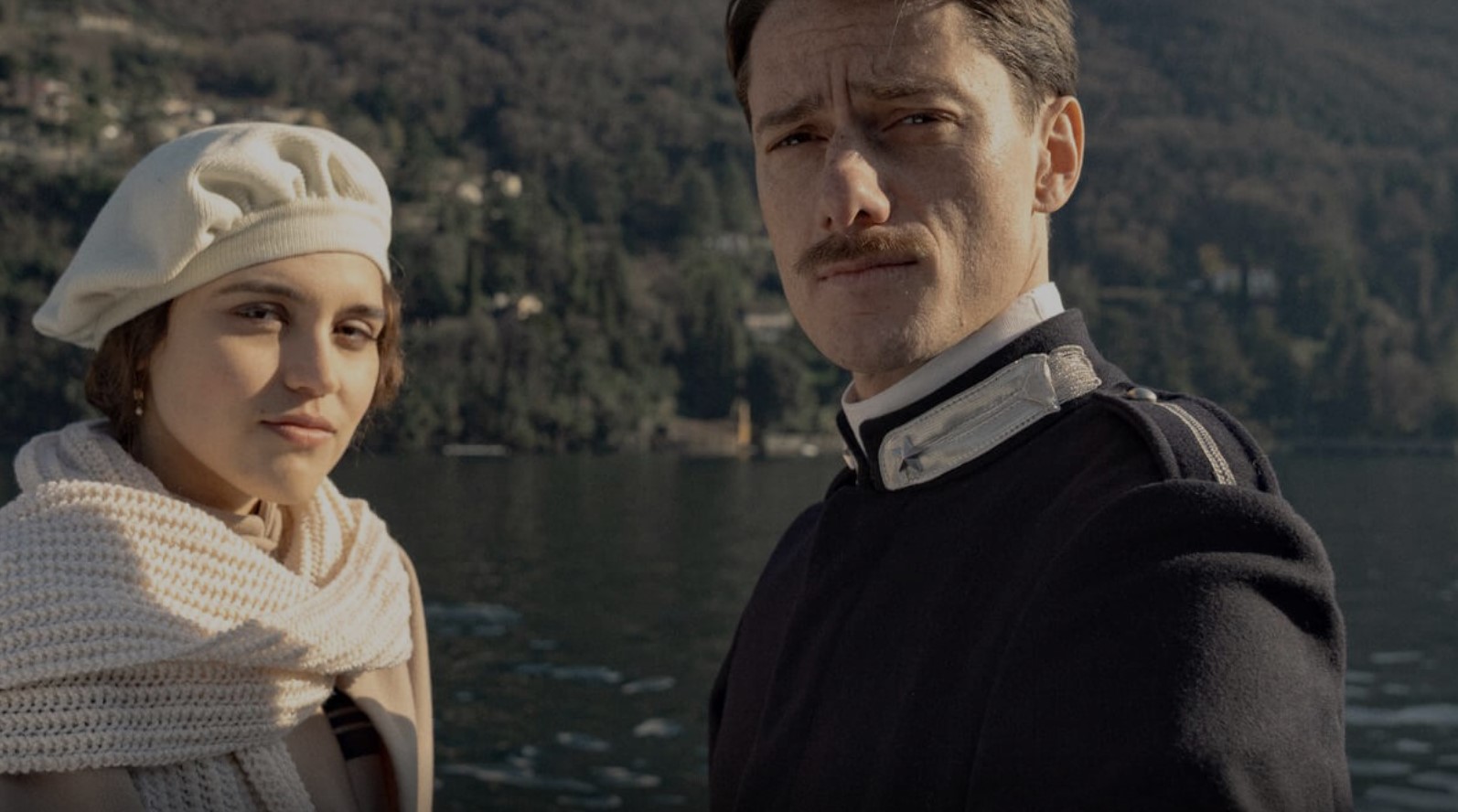 "Una finestra vista lago", su Rai1 la serie tratta dai romanzi di Andrea Vitali